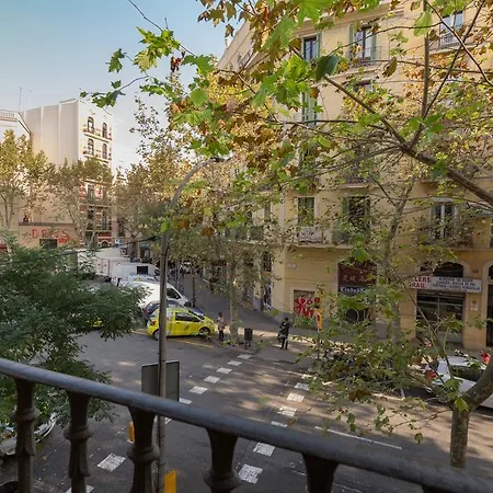 Aparteasy - Sant Antoni Market