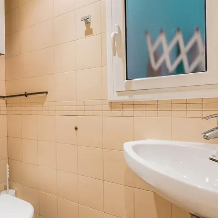 Aparteasy - Sant Antoni Market *