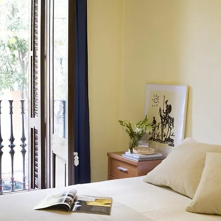 Aparteasy - Sant Antoni Market * Barcelona