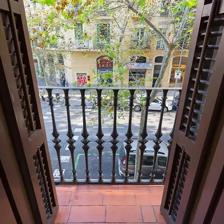 Aparteasy - Sant Antoni Market Barcelona